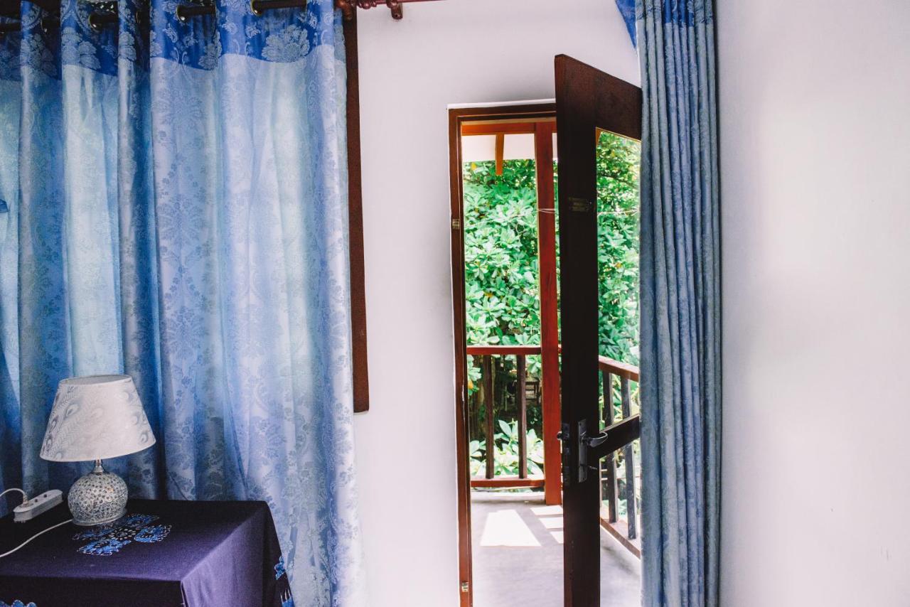 Kadolana Guest House มิริสซา ภายนอก รูปภาพ